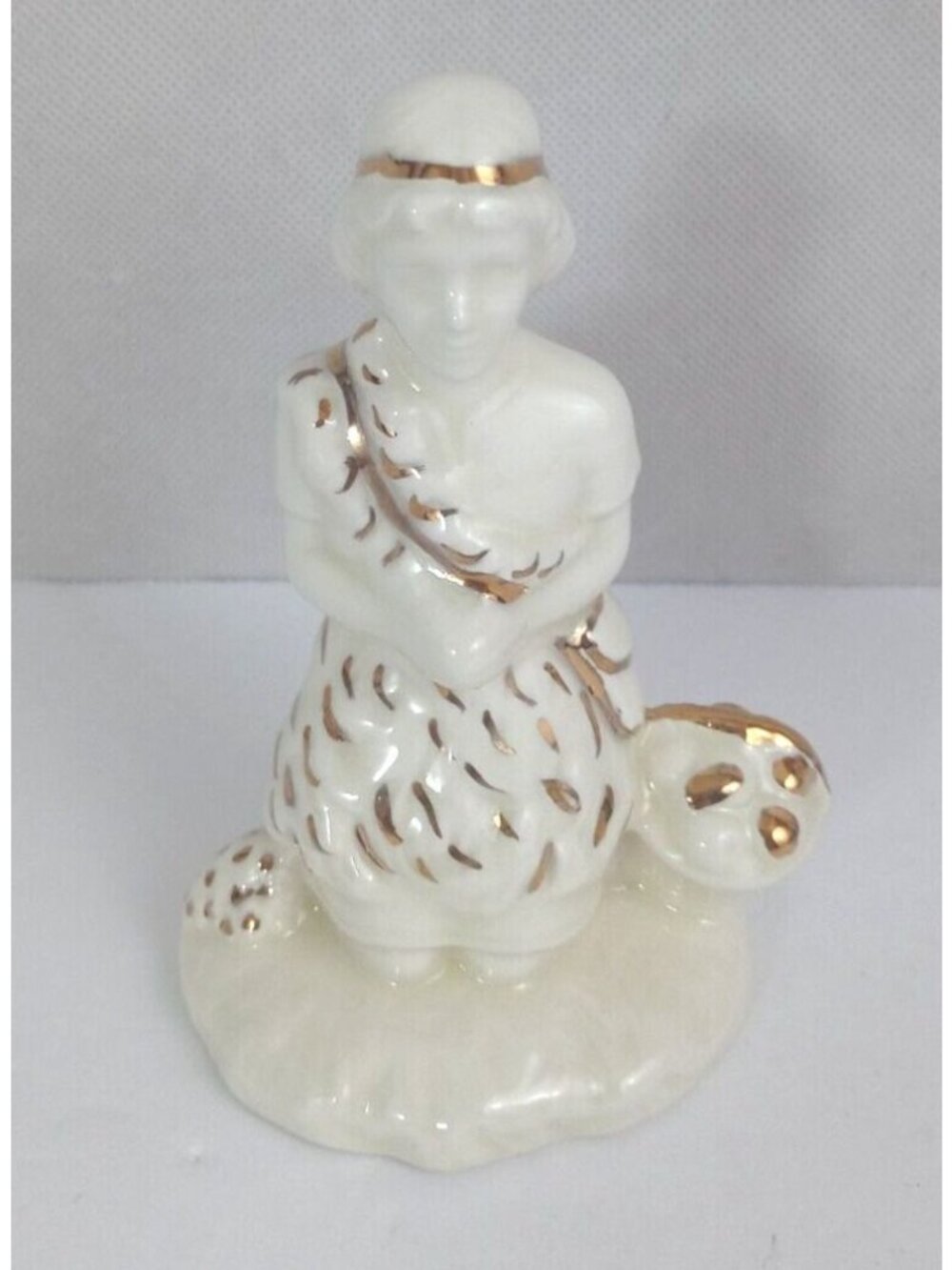 1968 Holland Mold Christmas Nativity Off White & Gold 4.75" Kneeling Boy
